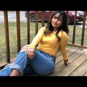 Meet your Posher, Fatima